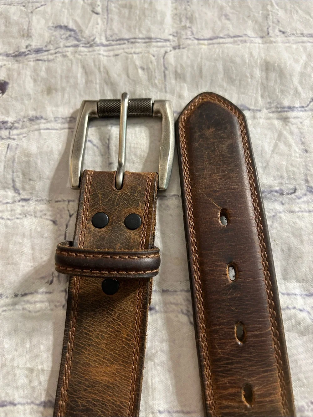 DISTRESSED RUSTIC BROWN CHANGEABLE BUCKLE & RUGGED BLACK  GRAPHIC BUCKLE BELTS